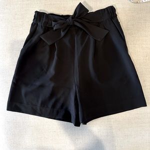 Lululemon Paper bag shorts